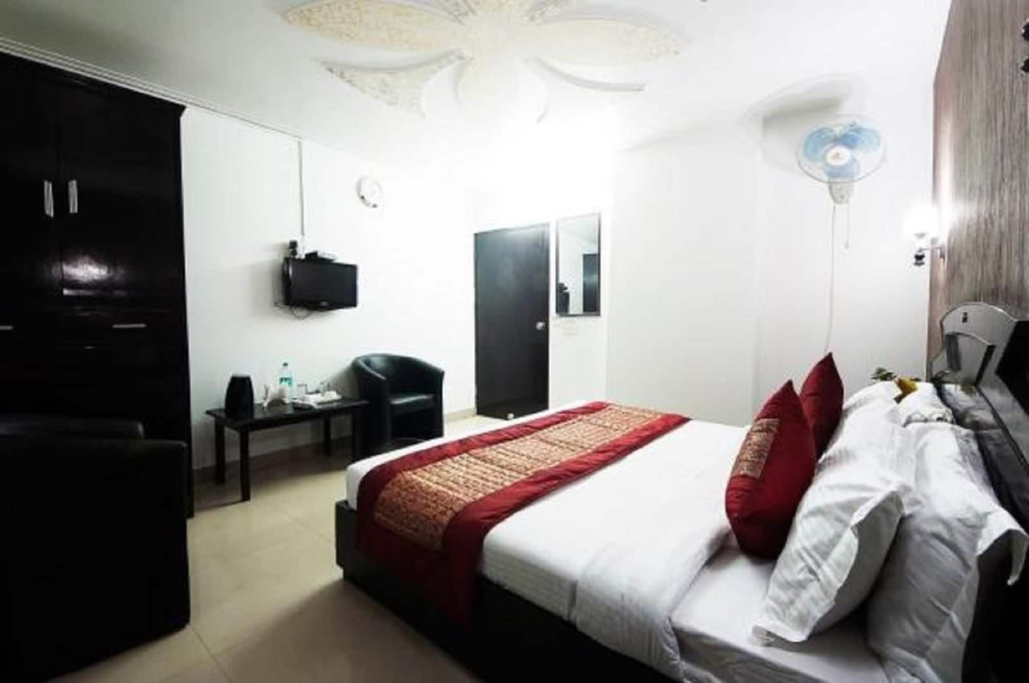 Airport Hotel Green Heights Neu-Delhi Exterior foto